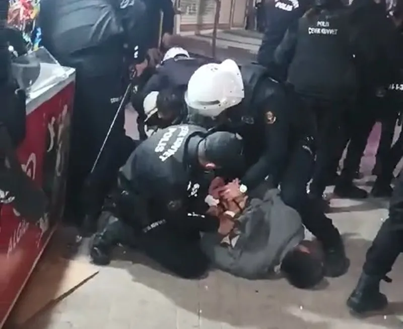 Şırnak'ta izinsiz eyleme izin yok: DEM Parti Şırnak İl Başkanı Abdullah Güngen ve 4 kişi gözaltına alındı!-2