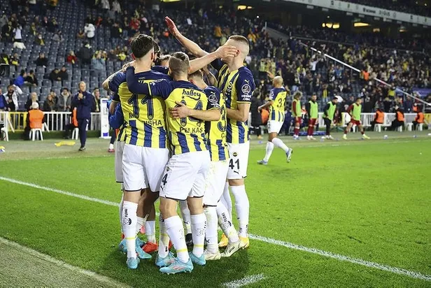 serdar-dursun-3-puani-getirdi-fenerbahce-2-0-hatayspor-mac-sonucu-1645381248201.jpeg