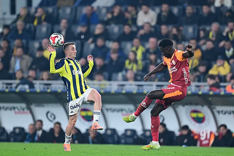 Domenico Tedesco'dan forvet tercihi! Youssef En-Nesyri mi Jhon Duran mı? - 3