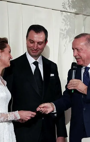 Başkan Erdoğan, Hulusi Akar'ın oğlu Selim Akar'ın nikah şahidi oldu