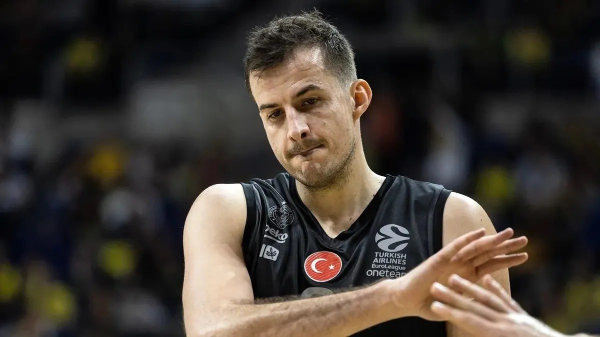 Bjelica’dan parkelere veda