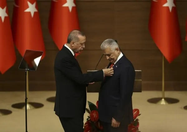 Başkan Recep Tayyip Erdoğan Binali Yıldırım'a Devlet Şeref Madalyası Tevcih Töreni'nde konuştu-2