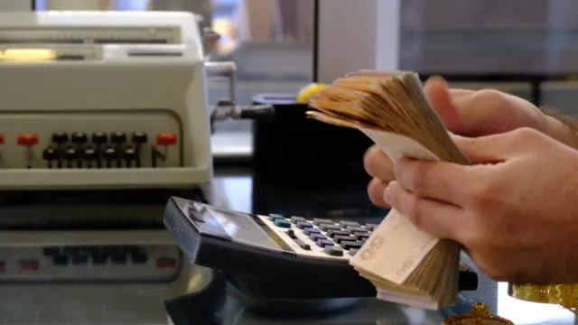 asgari-ucret-toplantisi-sonuc-tarihi-verildi-17100-17500-18000-tl-seviyesi-issizlik-maasi-kidem-tazminati-ihya-1702300966715.jpg 2024 İşsizlik maaşı, kıdem tazminatı, ihya tutarı, GSS - sigorta primi... Asgari ücret zam tahmini ortaya çıktı!-2