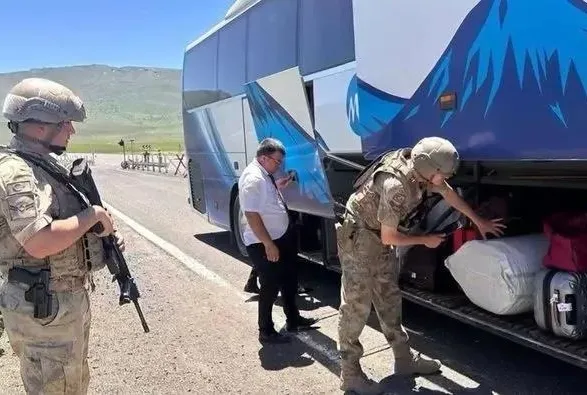 Yurt genelinde 446 düzensiz göçmen yakalandı