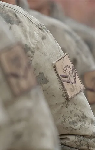 Uzman erbaşlara zati demirbaş tabanca hakkı