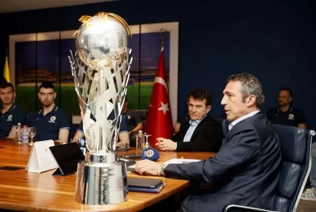 Ali Koç’tan şampiyona tebrik!