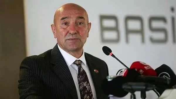 izmirde-yuruyen-merdiven-faciasi-ters-yonde-hareket-etti-5-kisi-yaralandi-1703952849634.jpeg CHP'li İzmir Büyükşehir Belediyesi'nden yeni skandal! Yürüyen merdiven ters yönde hareket etti: Çok sayıda yaralı var-2