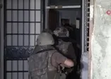 Adana'da zehir tacirlerine şafak operasyonu!