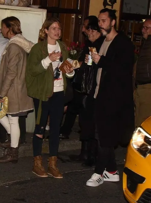 Burcu Biricik'ten güzel hareket-2