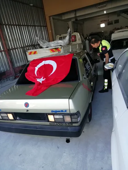 Plakasız otomobille drift atıp kaçan sürücüye rekor ceza-3