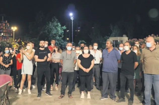 CHP'li Çiğli Belediyesi bayramı işçiye zehir etti! Hakkını arayan 69 işçi kovuldu