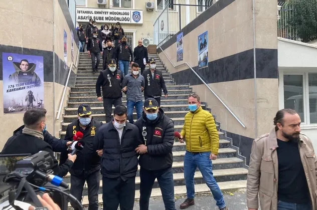 Esenyurt'taki çifte cinayet çözüldü! Polis adım adım takip etti