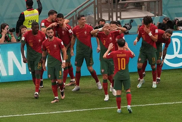2022-dunya-kupasinda-uruguay-karsisinda-2-0-galip-gelen-portekiz-son-16-turunu-garantiledi-1669670221213.jpeg