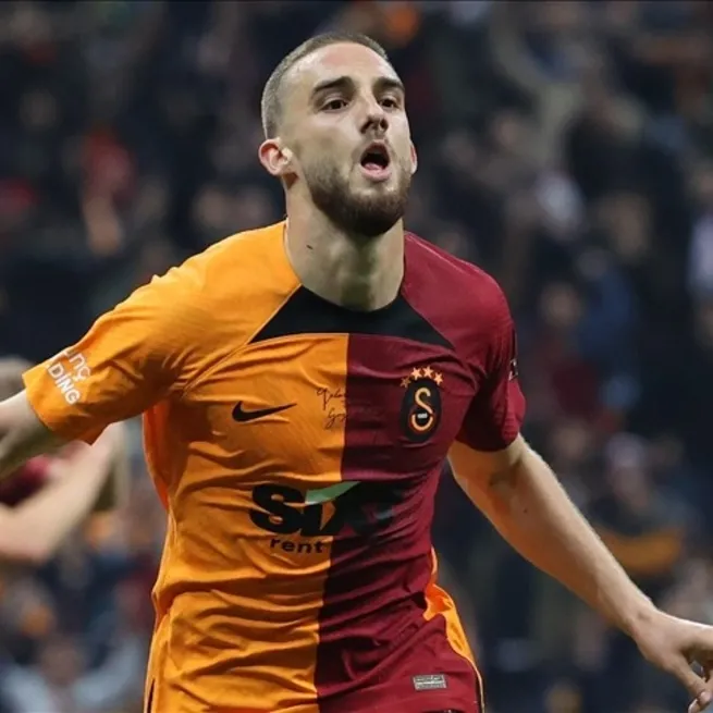 Berkan kararsız kaldı