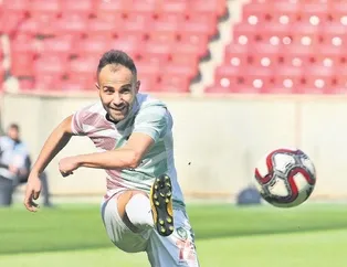 Jilete kırmızı kart