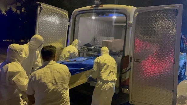 trabzonda-yalniz-yasayan-emekli-ogretmen-evinde-olu-bulundu-1661570170174.jpeg Trabzon'da yalnız yaşayan emekli öğretmen evinde ölü bulundu-1