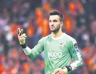 Yerli kalecide hedef Okan