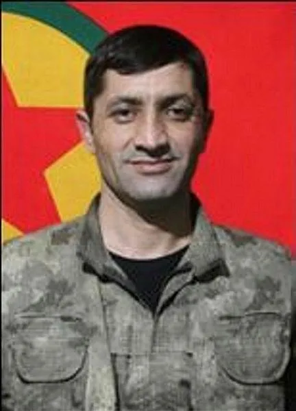 fethi-sekinin-ailesi-baskan-erdogan-ve-guvenlik-guclerine-minnettar-agabeyimin-kani-yerde-kalmadi-yuregimize-s-1686755604514.jpeg Fethi Sekin'in ailesi Başkan Erdoğan ve güvenlik güçlerine minnettar: "Ağabeyimin kanı yerde kalmadı, yüreğimize su serptiler"-4