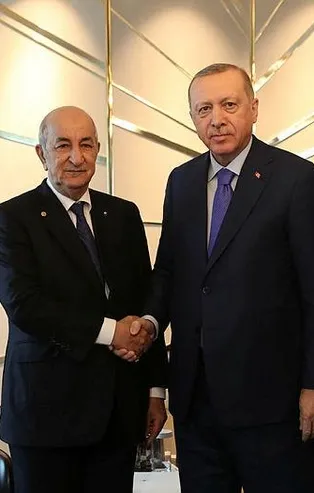 Fransız gazetesi Le Monde'den çarpıcı yazı: Türkiye Cezayir'in ilham kaynağı