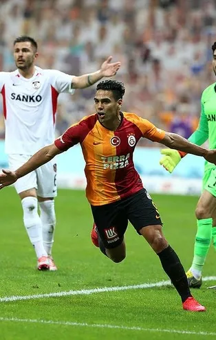 Falcao indirim yaptı! Golcü star ayrılmıyor
