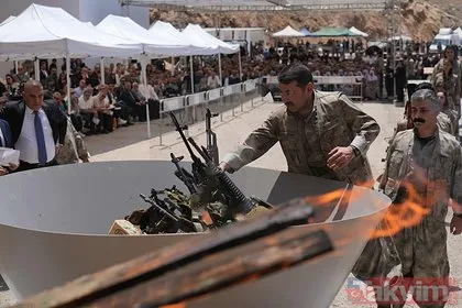Terör örgütü PKK silahları yaktı... Bese Hozat kazan başında! Tarihi görüntüler...