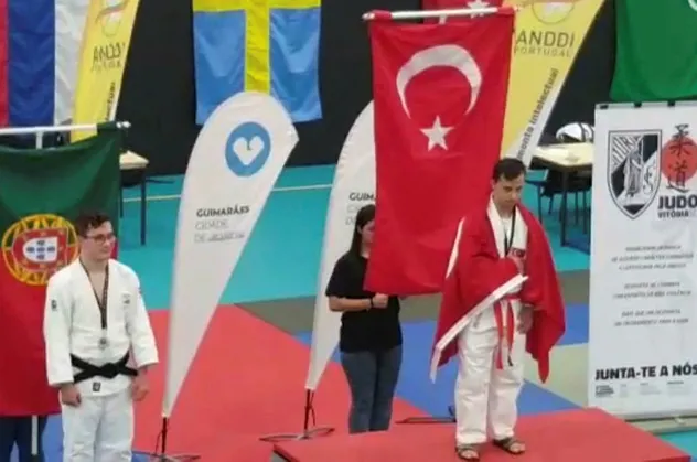 Talha Ahmet Erdem'den altın madalya