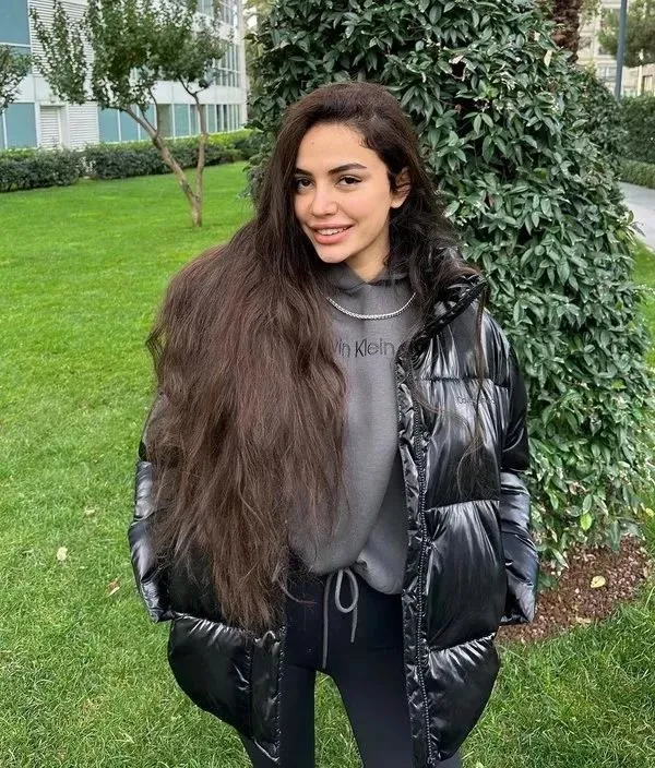 ece-ronayin-guzellik-merkezine-kursun-yagdi-1701626397682.jpeg Ece Ronay'a ikinci şok! Önce galeriye sonra güzellik merkezine kurşun yağdı! İşte merak edilen ilk açıklama...-7