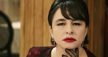 Bir Zamanlar Çukurovanın Behicesi Esra Dermancıoğlunun gözlerden uzak büyüttüğü kızı! Refia güzelliğiyle dikkat çekti...