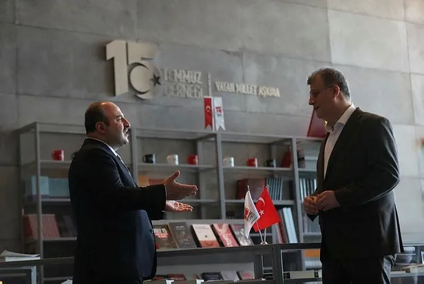 Bakan Mustafa Varank şehit ağabeyini ve 15 Temmuz gecesi yaşadıklarını anlattı: Son anına kadar cesurca mücadele etti-10