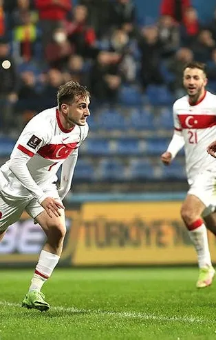 Yola çıktık geliyoruz