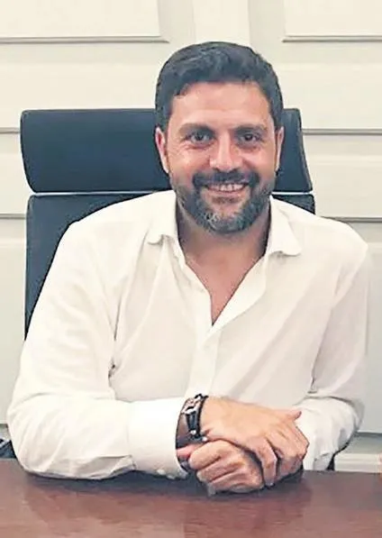 murat-mimaroglu-eski-esi-pinar-irecin-sevgilisi-sahin-arslani-katletti-elimde-flas-disk-var-bir-sey-olursa-pol-1660778511333.jpeg Murat Mimaroğlu eski eşi Pınar İreç’in sevgilisi Şahin Arslan'ı katletti! "Elimde flaş disk var bir şey olursa polise verirsin"-10