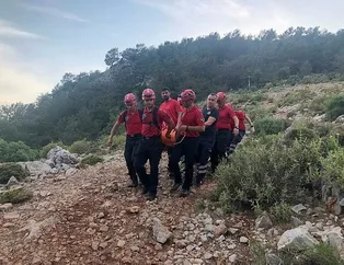 Rus paraşütçü kayalıklara düştü! Korku dolu anlar