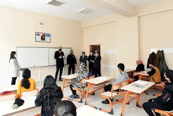 Son dakika: Yeme-içme, turizm, kırtasiye... Kontrollü normalleşme piyasaya milyarlarca TL'lik hareket katacak-2