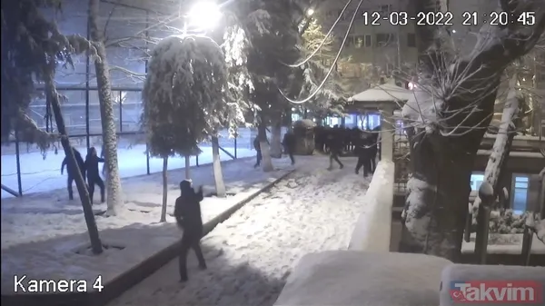 İstanbul'da kartopu savaşı çatışmaya dönüştü! Silahlar çekildi 6 yaralı - 2