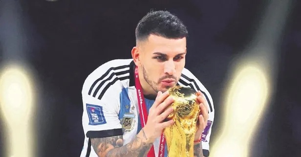 Paredes Galatasaray'a haber gönderdi! Taraftar ayaklandı: 6 milyon Euro'yu kabul etti...