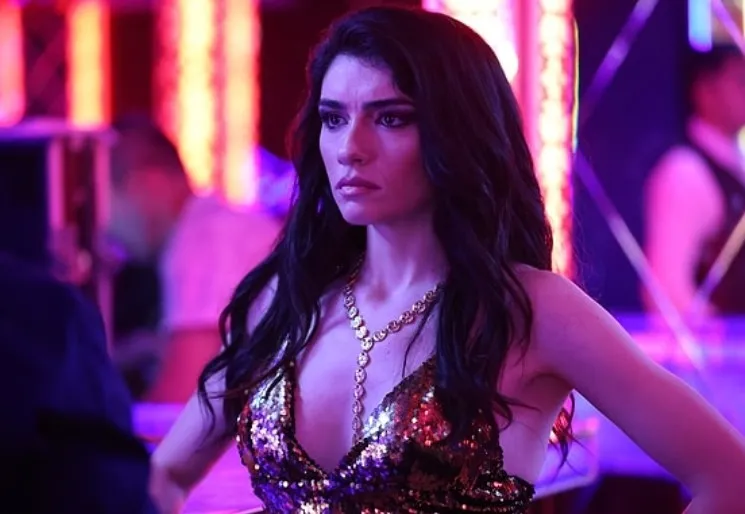 yilmaz-erdogandan-inci-taneleri-final-karari-16-bolumluk-veda-maratonu-basliyor-1767720950375.jpg Yılmaz Erdoğan'dan İnci Taneleri final kararı: 16 bölümlük veda maratonu başlıyor-4