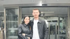 Serdar Aziz ailesiyle görüntülendi! İstinye’de yeni yıl alışverişi