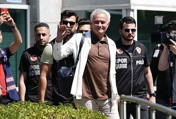 Jose Mourinho Fenerbahçe taraftarıyla buluştu!