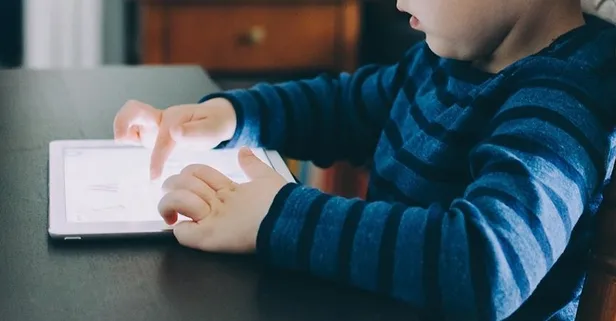 Sosyal medya düzenlemesinde kademeli yaş kısıtlaması | Bakan Mahinur Göktaş açıkladı: Yaş tespitinde platformlara ciddi yükümlülük!