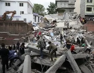 Nepal'de çok şiddetli deprem