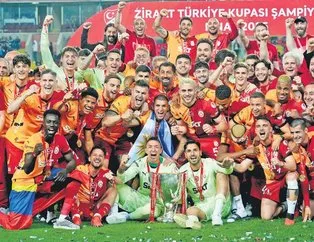Muslera tarihe geçti