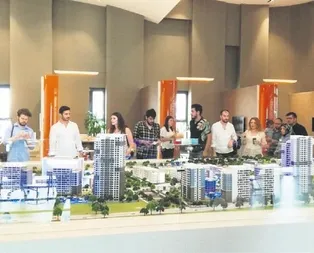 5 bin kişi eve koştu