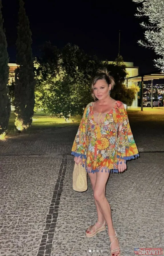 53 yaşındaki Deniz Seki son haliyle şaşkına çevirdi! Fazla kilolarını veren Deniz Seki süper minisiyle "Artık fitim" dedi - 5