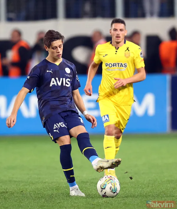 Arda Güler Dinamo Kiev maçında yıldızlaştı! UEFA Avrupa Ligi'nden 'star boy' paylaşımı geldi - 8