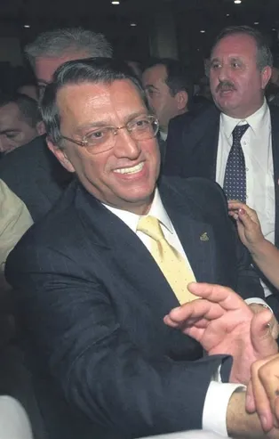 Mesut Yılmaz çok savaştı