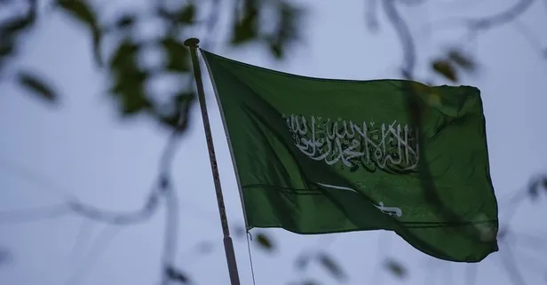 Son dakika: Suudi Arabistan'da savaş uçağı düştü: Tüm mürettebat öldü