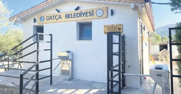 CHP’li belediyenin yönettiği Datça’nın hali içler acısı! Bedava denilen tuvaleti 3 TL oldu: Korkudan su içemiyoruz...