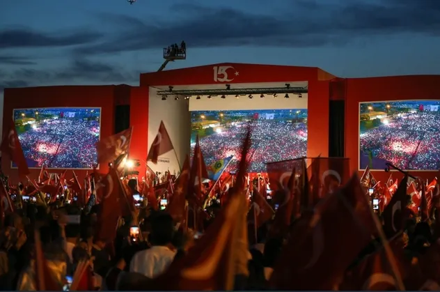 Bakan Albayrak'tan 15 Temmuz paylaşımı