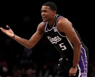 Fox, Spurs’e takaslandı