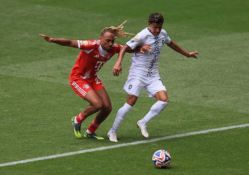 Galatasaray'dan transferde ters köşe! O tarihte teklif yapılacak - 23